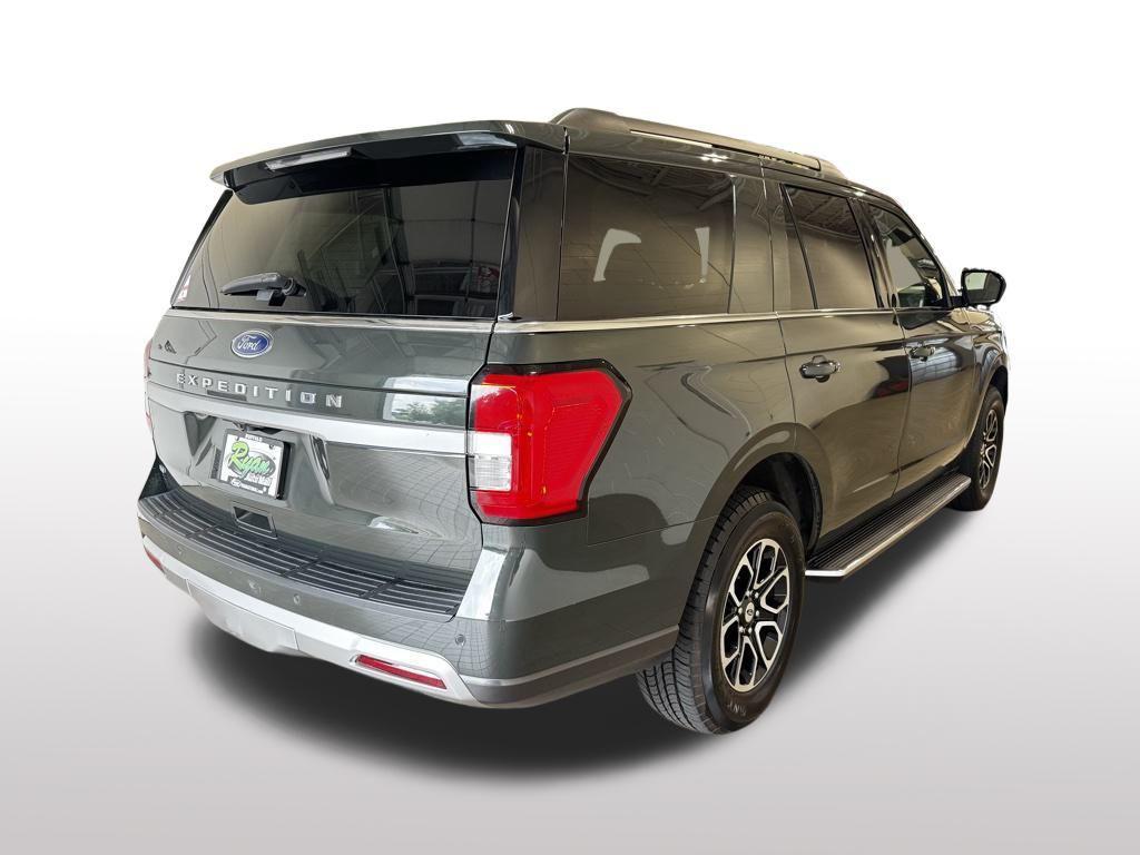 used 2023 Ford Expedition car, priced at $43,997