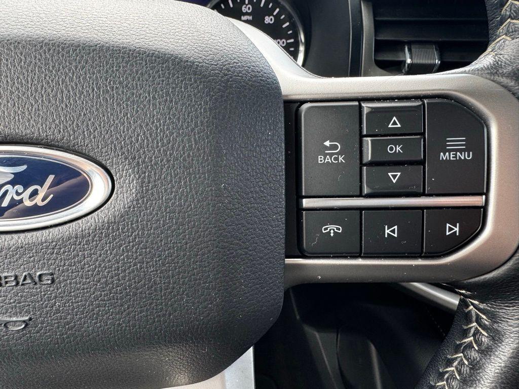 used 2023 Ford Expedition car, priced at $43,997