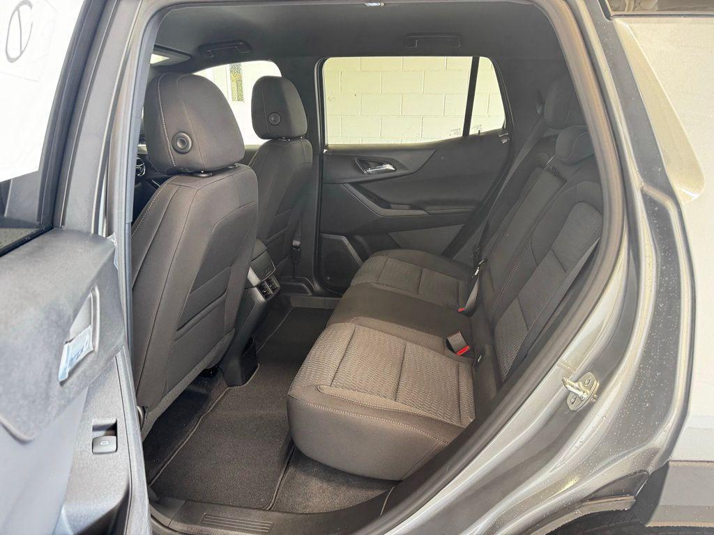 new 2026 Chevrolet Equinox car, priced at $29,495
