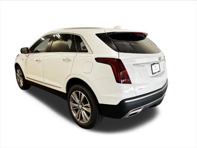 new 2025 Cadillac XT5 car, priced at $57,090