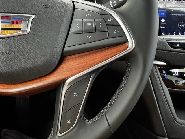 new 2025 Cadillac XT5 car, priced at $57,090
