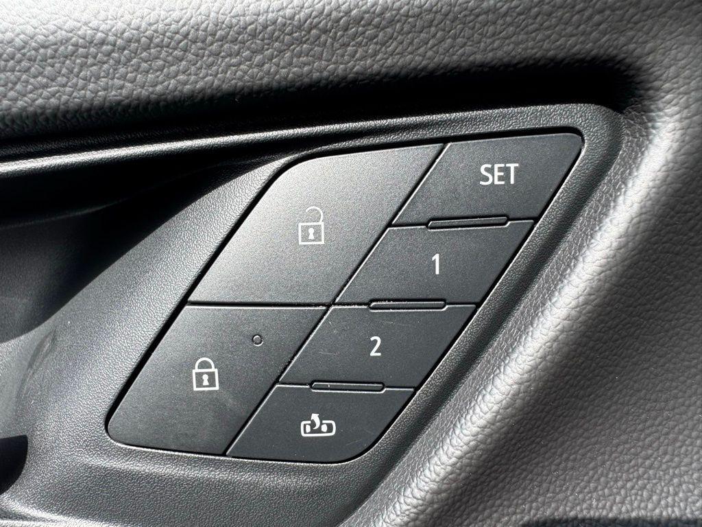 new 2026 Chevrolet Equinox car, priced at $35,845