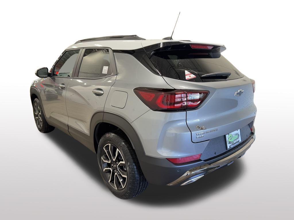 new 2025 Chevrolet TrailBlazer car, priced at $28,985
