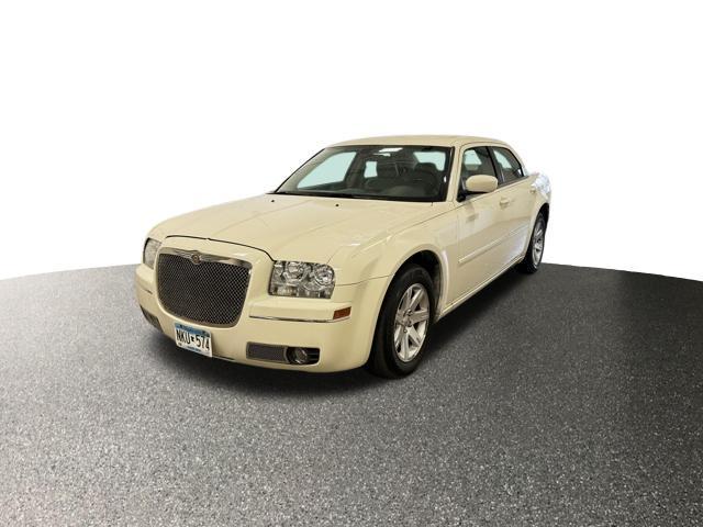 used 2007 Chrysler 300 car, priced at $6,425
