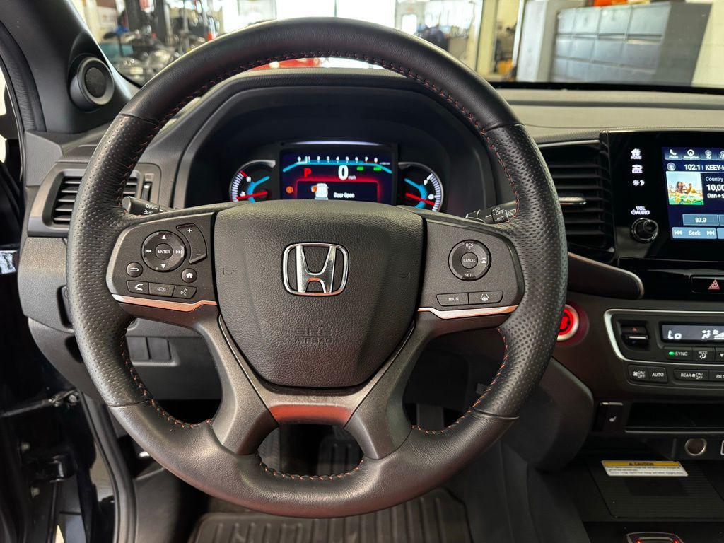 used 2022 Honda Pilot car, priced at $32,997