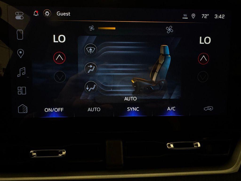 new 2026 Chevrolet Equinox car, priced at $29,495