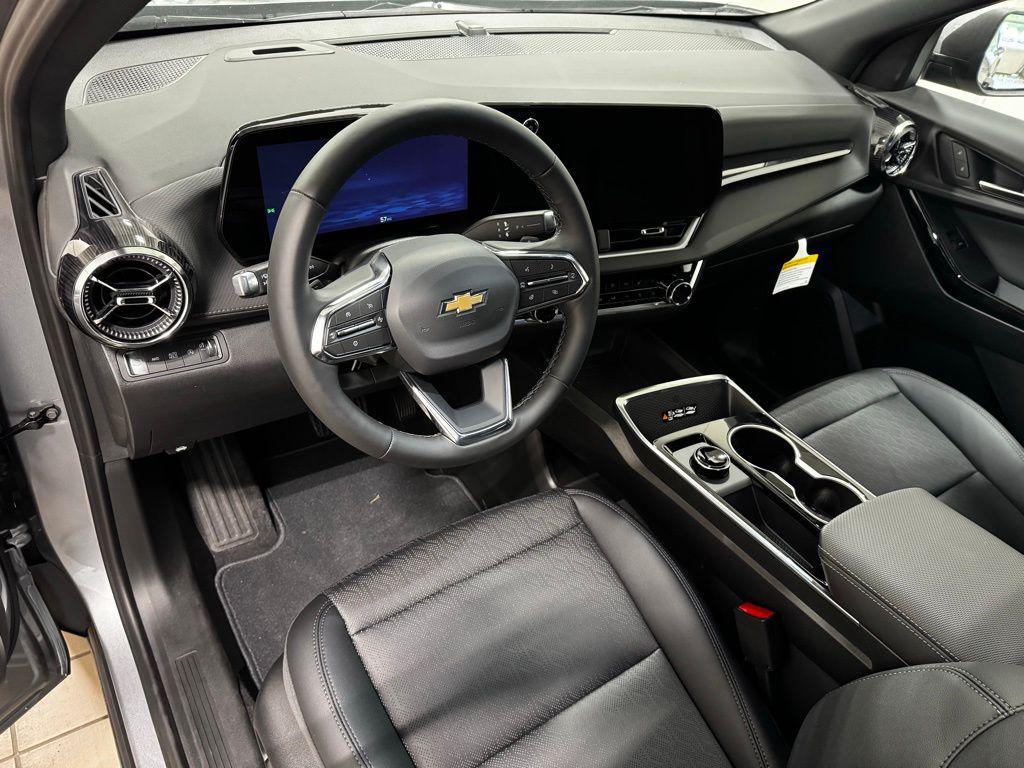 new 2026 Chevrolet Equinox car, priced at $29,495