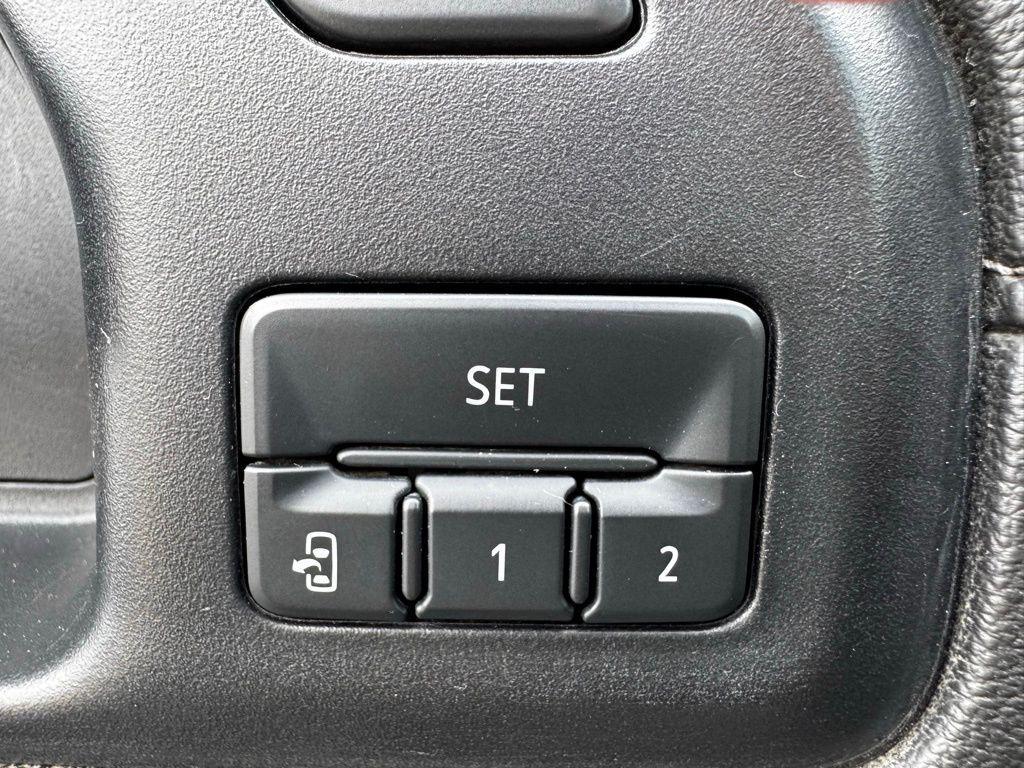 used 2022 Chevrolet Silverado 2500 car, priced at $50,997