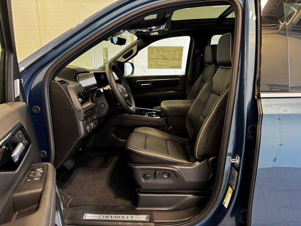 new 2026 Chevrolet Suburban car, priced at $84,905