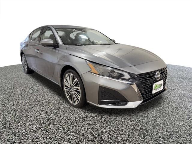 used 2023 Nissan Altima car, priced at $21,397