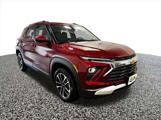 new 2025 Chevrolet TrailBlazer car, priced at $28,580