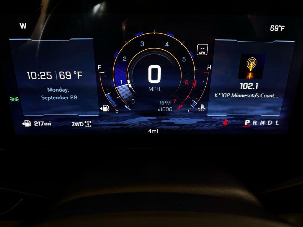 new 2026 Chevrolet Traverse car, priced at $42,990