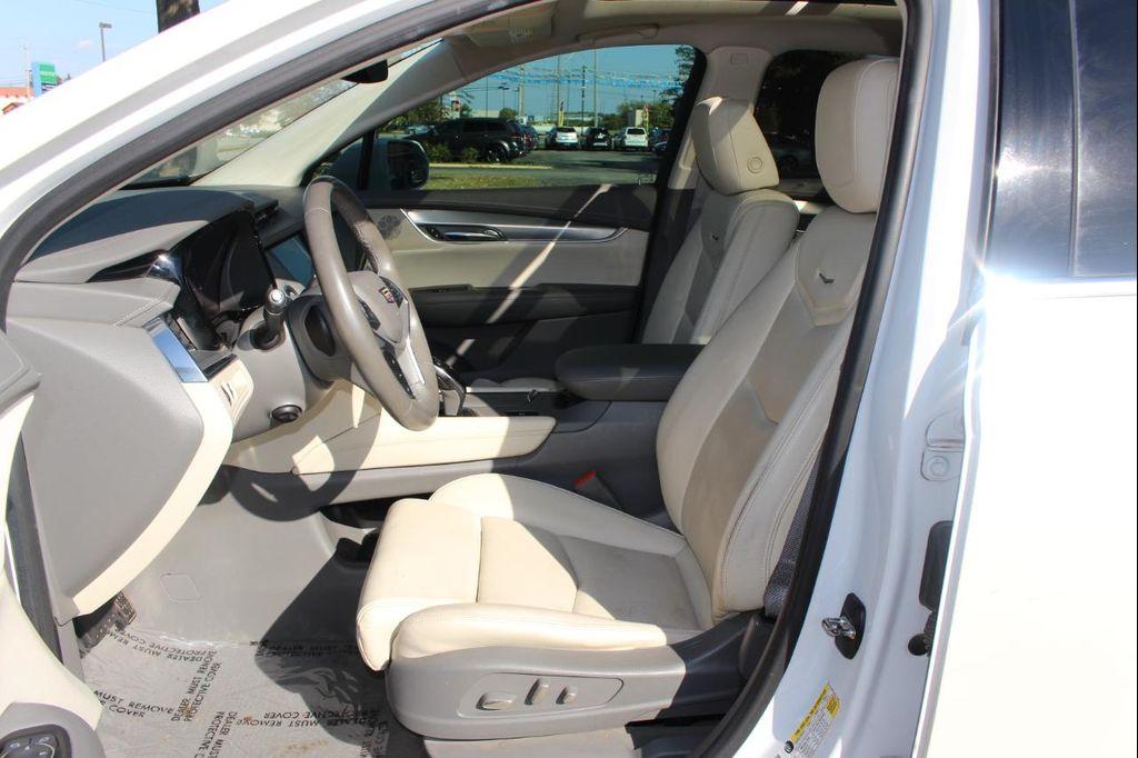 used 2017 Cadillac XT5 car, priced at $14,349