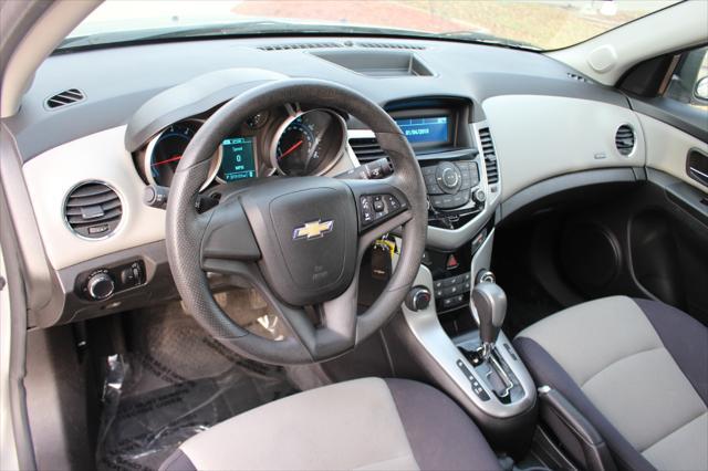 used 2013 Chevrolet Cruze car, priced at $8,249