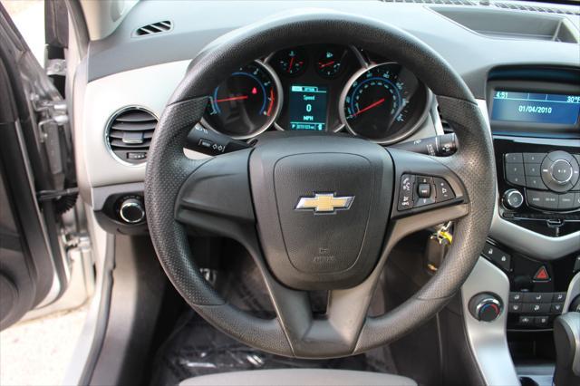 used 2013 Chevrolet Cruze car, priced at $8,249