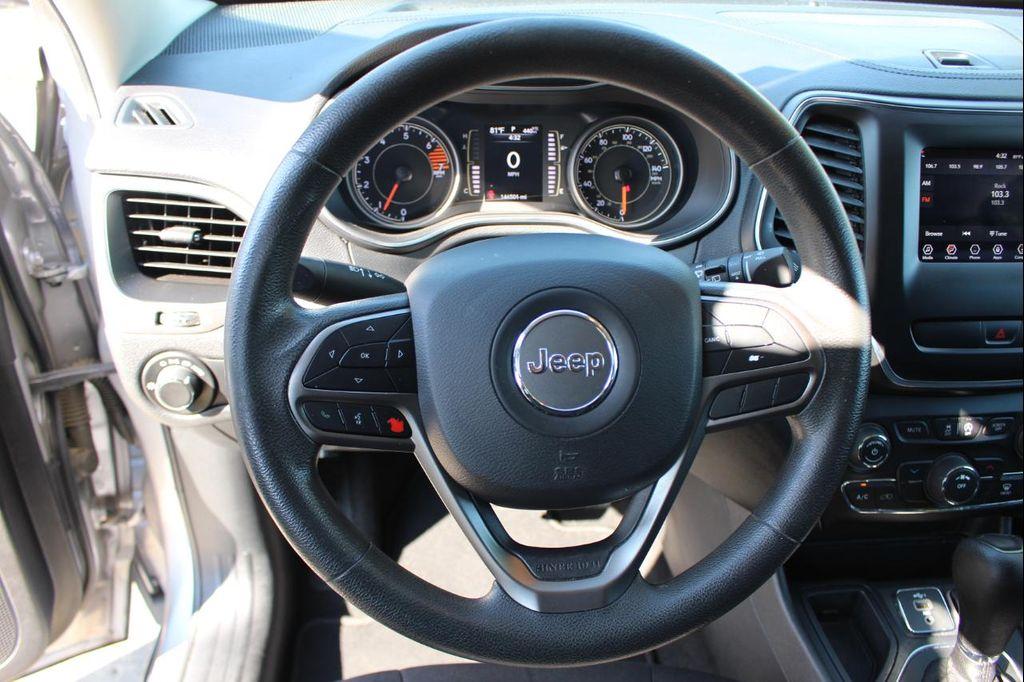 used 2020 Jeep Cherokee car, priced at $10,495
