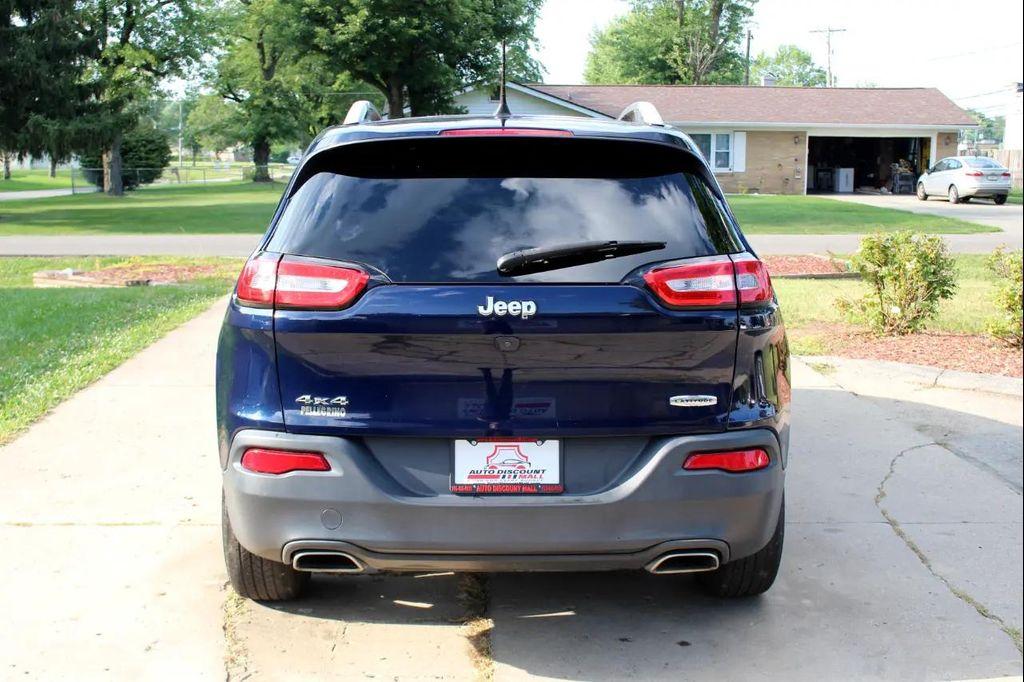 used 2016 Jeep Cherokee car, priced at $10,995