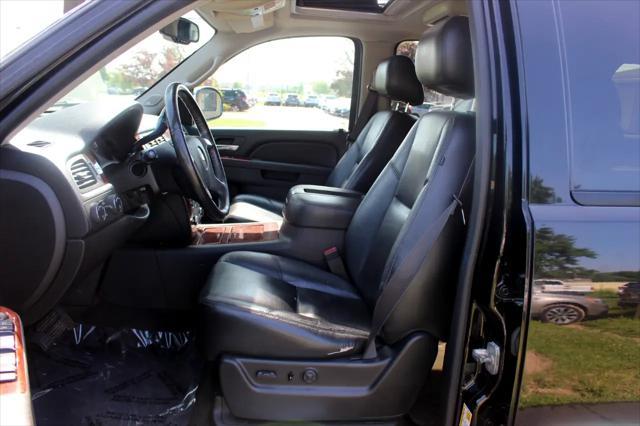 used 2014 Chevrolet Suburban car, priced at $14,995