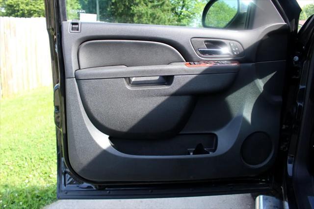 used 2014 Chevrolet Suburban car, priced at $14,995