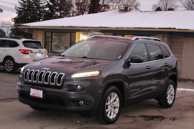 used 2015 Jeep Cherokee car, priced at $10,995