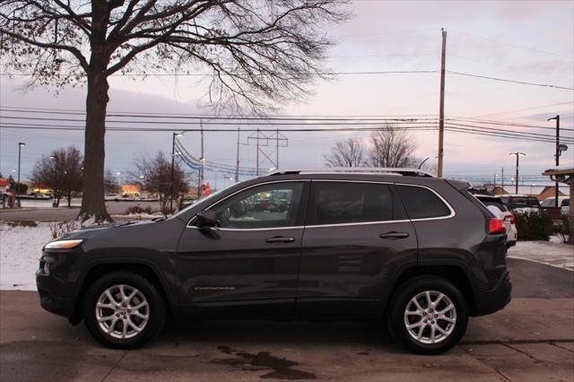 used 2015 Jeep Cherokee car, priced at $10,995