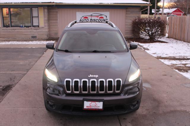 used 2015 Jeep Cherokee car, priced at $10,995