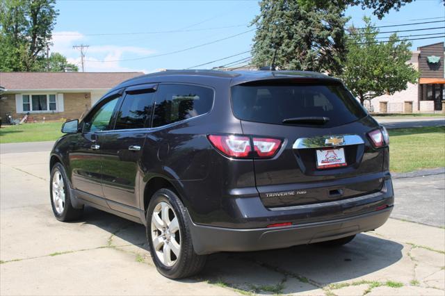 used 2017 Chevrolet Traverse car, priced at $11,495