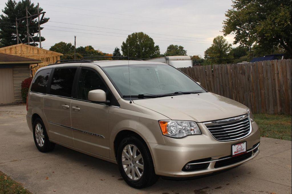 used 2014 Chrysler Town & Country car, priced at $8,995