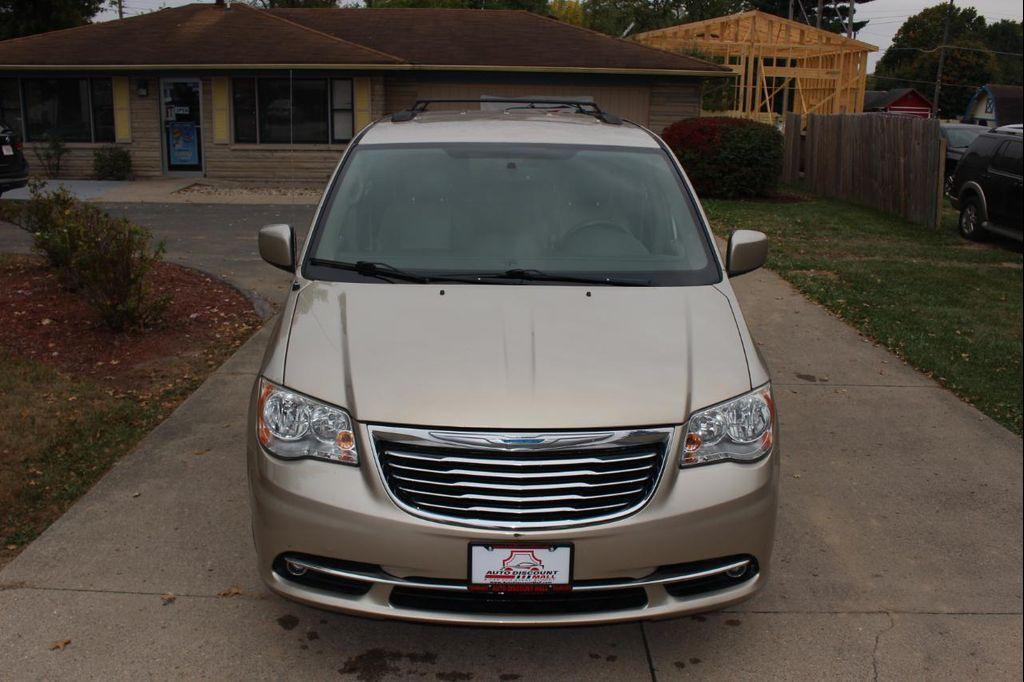 used 2014 Chrysler Town & Country car, priced at $8,995