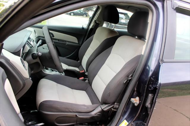 used 2015 Chevrolet Cruze car, priced at $7,495