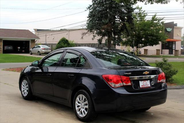 used 2015 Chevrolet Cruze car, priced at $7,495