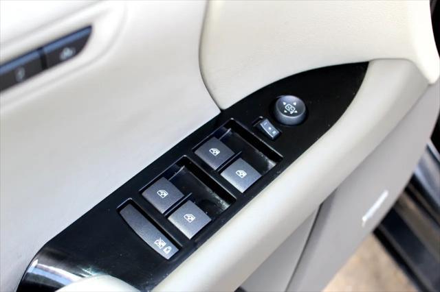 used 2013 Cadillac XTS car, priced at $10,995