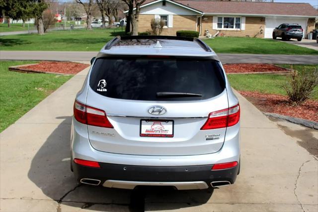 used 2015 Hyundai Santa Fe car, priced at $11,495