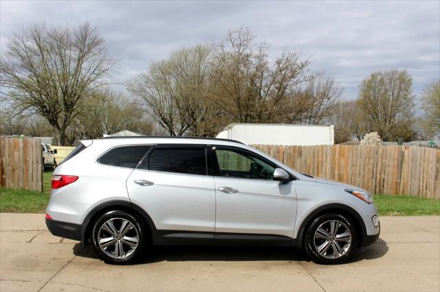 used 2015 Hyundai Santa Fe car, priced at $11,495