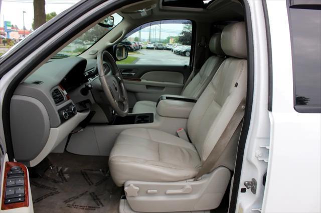 used 2012 GMC Yukon XL car, priced at $11,495