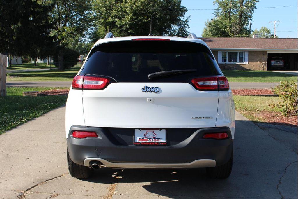used 2016 Jeep Cherokee car, priced at $11,749