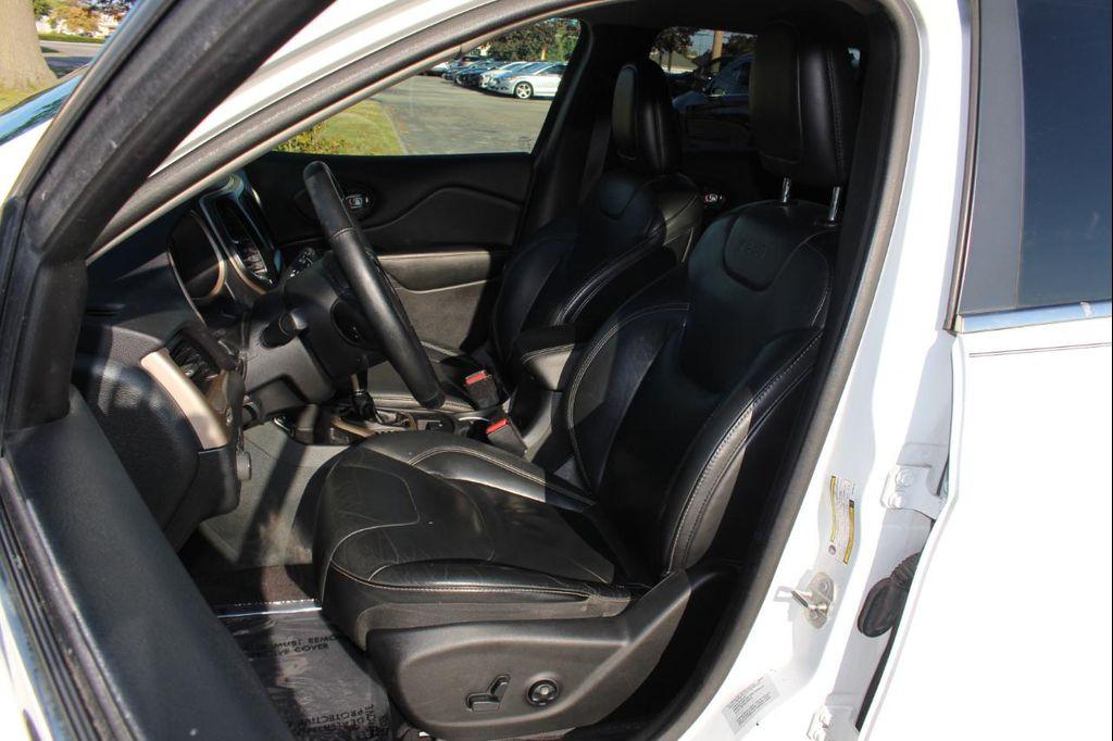 used 2016 Jeep Cherokee car, priced at $11,749