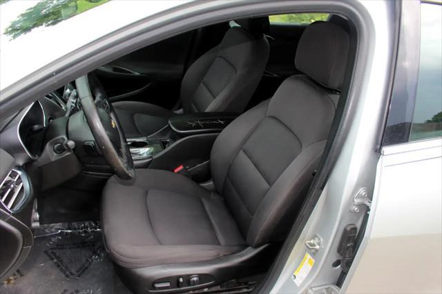 used 2018 Chevrolet Malibu car, priced at $11,495