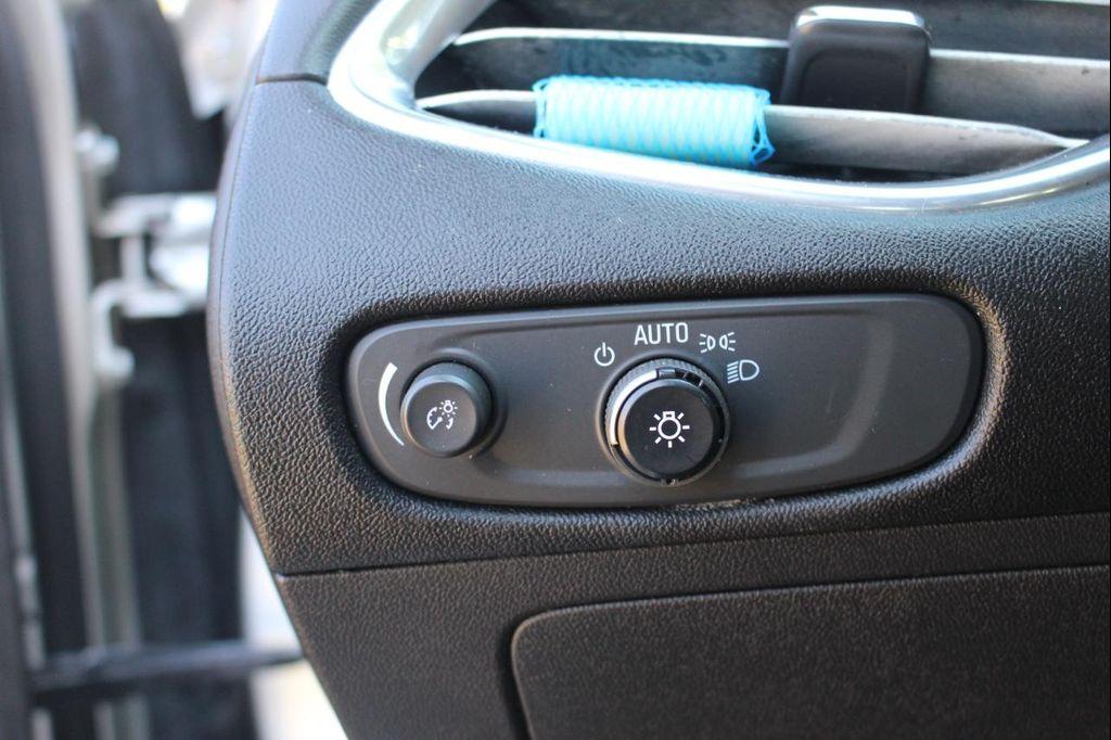 used 2018 Chevrolet Malibu car, priced at $10,749