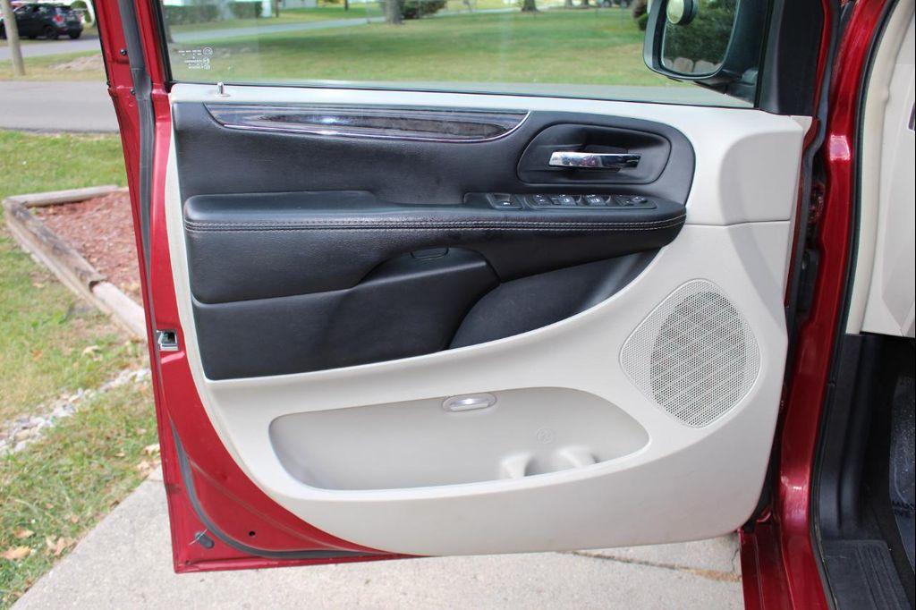 used 2015 Chrysler Town & Country car, priced at $9,749