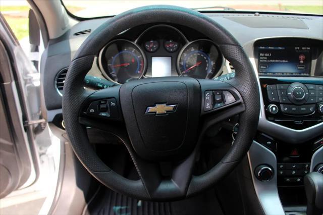 used 2016 Chevrolet Cruze Limited car, priced at $9,249