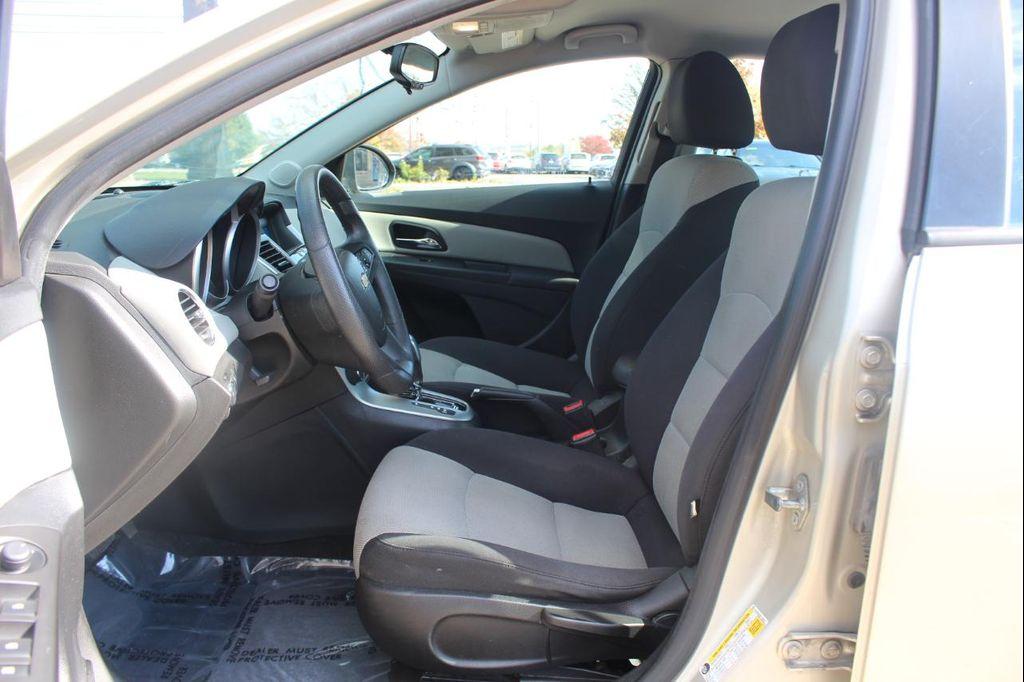 used 2014 Chevrolet Cruze car, priced at $7,495