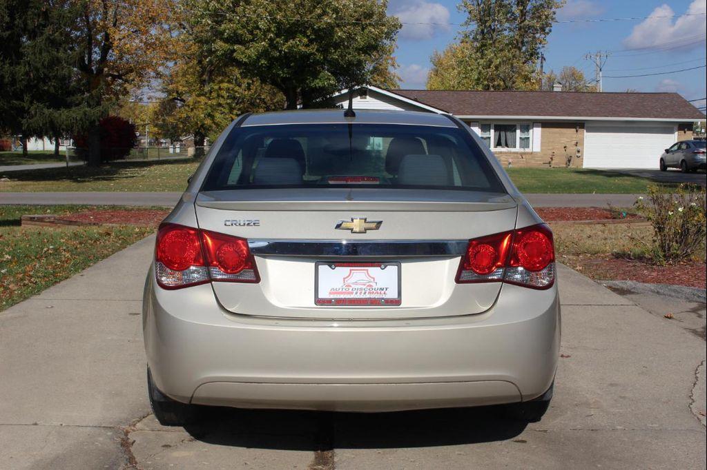 used 2014 Chevrolet Cruze car, priced at $7,495