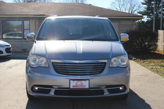 used 2014 Chrysler Town & Country car, priced at $9,495