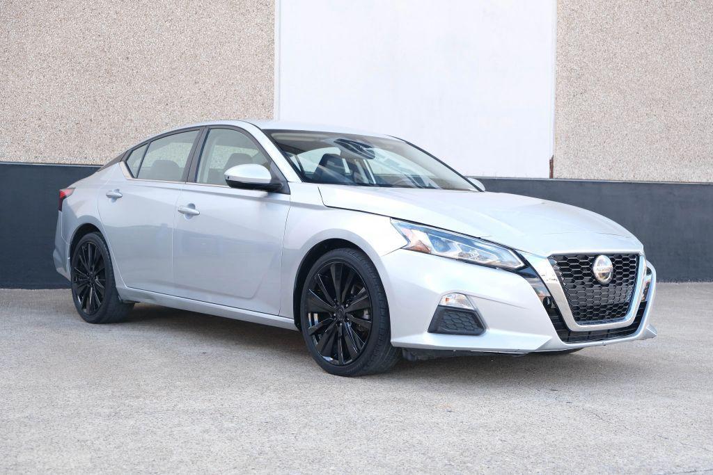 used 2020 Nissan Altima car, priced at $13,100