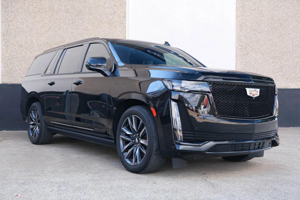 used 2021 Cadillac Escalade ESV car, priced at $58,990