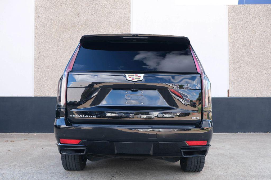 used 2021 Cadillac Escalade ESV car, priced at $58,990