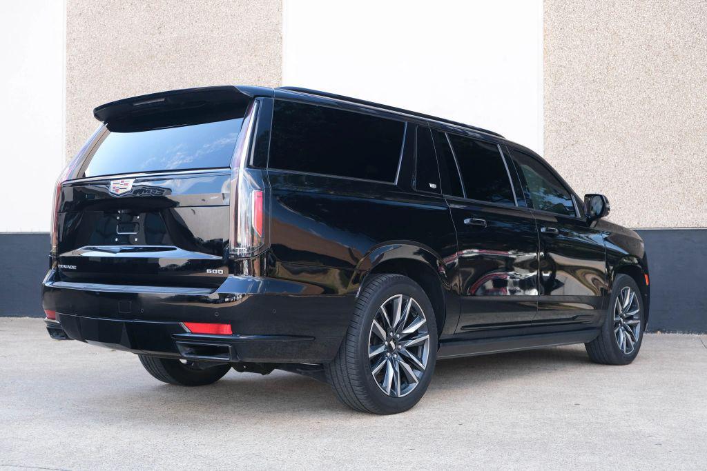 used 2021 Cadillac Escalade ESV car, priced at $58,990