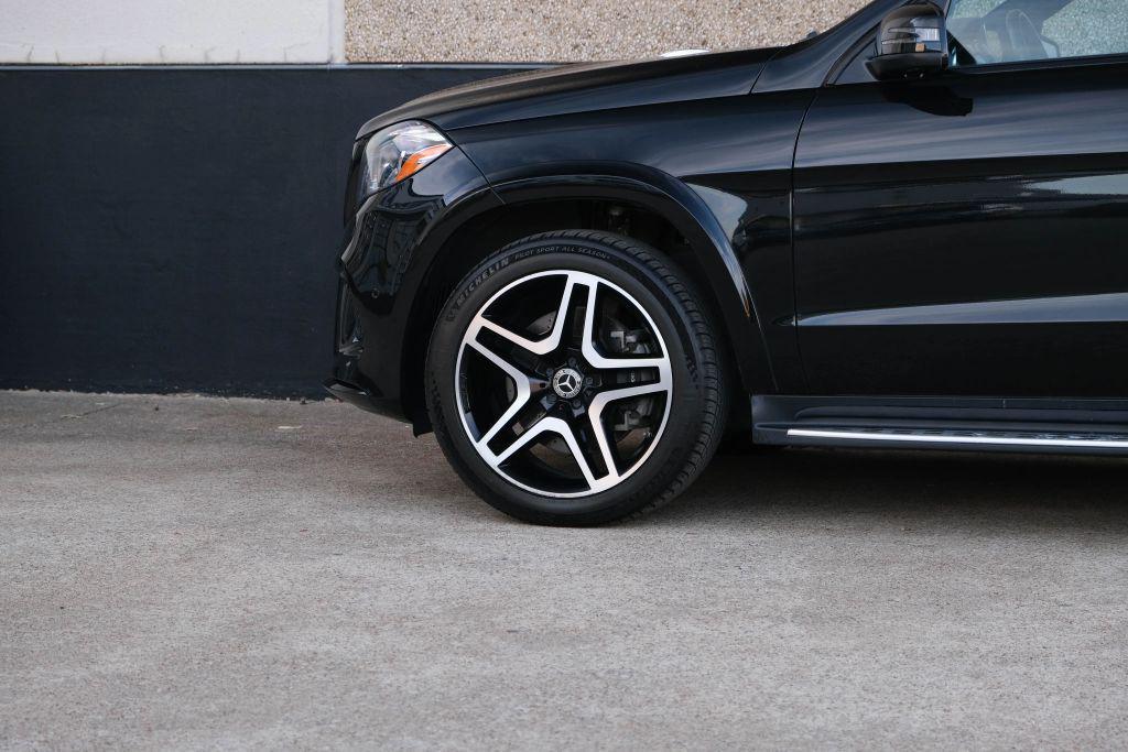 used 2018 Mercedes-Benz GLS 550 car, priced at $32,900