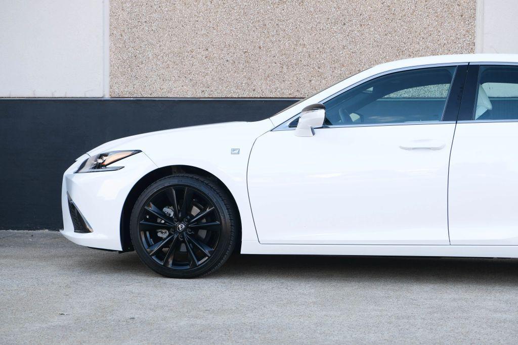 used 2023 Lexus ES 350 car, priced at $43,900